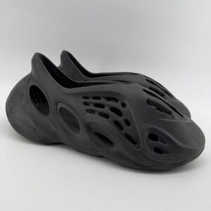 Adidas Yeezy Foam Runner Mens Size 9 Onyx Black Slip On Sneakers Shoes HP8739